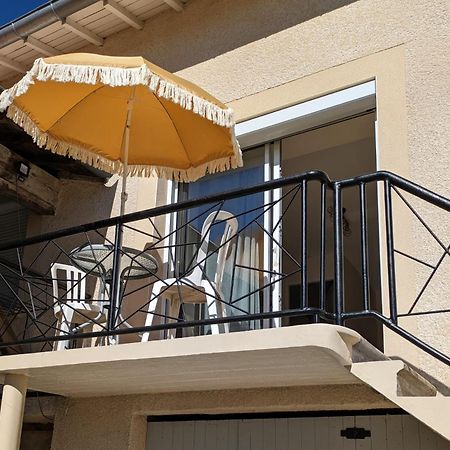 Comme A La Maison Clonas-sur-Vareze Buitenkant foto