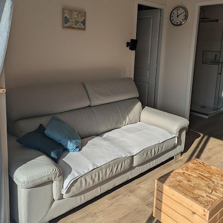 Comme A La Maison Clonas-sur-Vareze Buitenkant foto