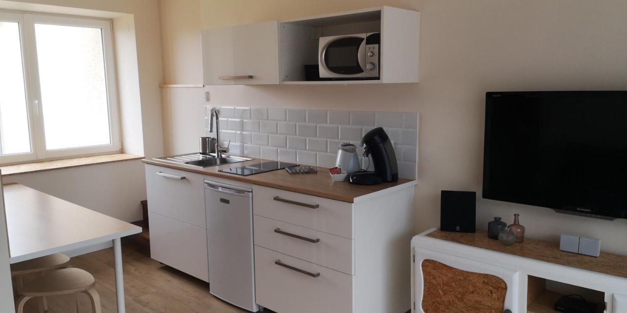 Comme A La Maison Clonas-sur-Vareze Buitenkant foto